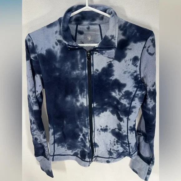 Sweater - Picture 10 of 12